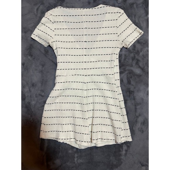 Zara Textured Stitch Striped Romper - Picture 4 of 4